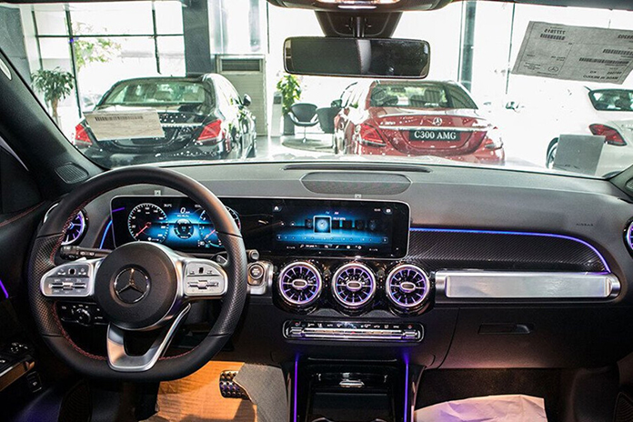 Mercedes-Benz GLB 200 AMG Mercedes Benz GLB 200 AMG 15 Mercedes-Benz GLB 200 AMG