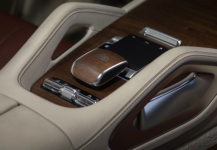 Mercedes-Benz Maybach GLS600 4Matic Mercedes Benz Maybach GLS600 4Matic 8 Mercedes-Maybach GLS 600 4Matic