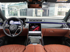 Mercedes Benz S450 4Matic 7 Mercedes-Benz S450 4Matic Luxury
