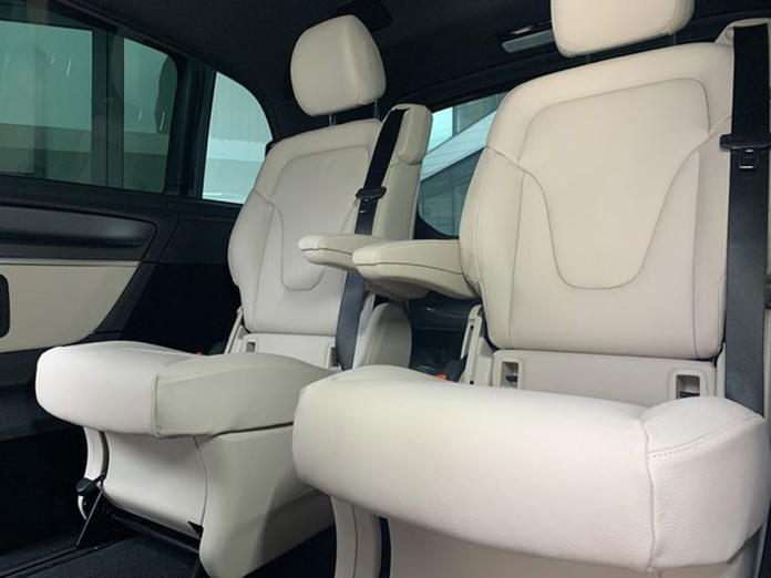 Mercedes-Benz V250 AMG Mercedes Benz V250 AMG 9 Mercedes-Benz V250 AMG