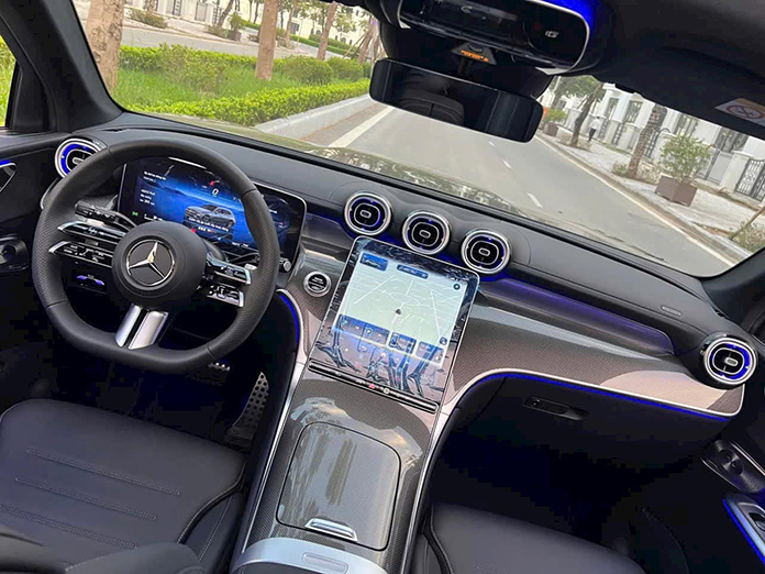 Mercedes-Benz GLC300 4Matic Mercedes benz GLC300 4Matic 18 Mercedes-Benz GLC300 4Matic