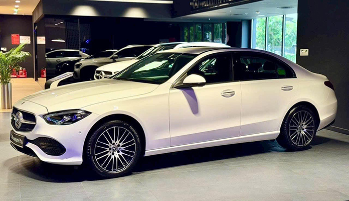 Mercedes Benz C200 Avantgarde Plus 2 Mercedes-Benz C200 Avantgarde Plus