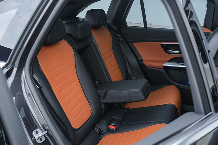 Mercedes benz GLC300 4Matic 11 Mercedes-Benz GLC300 4Matic