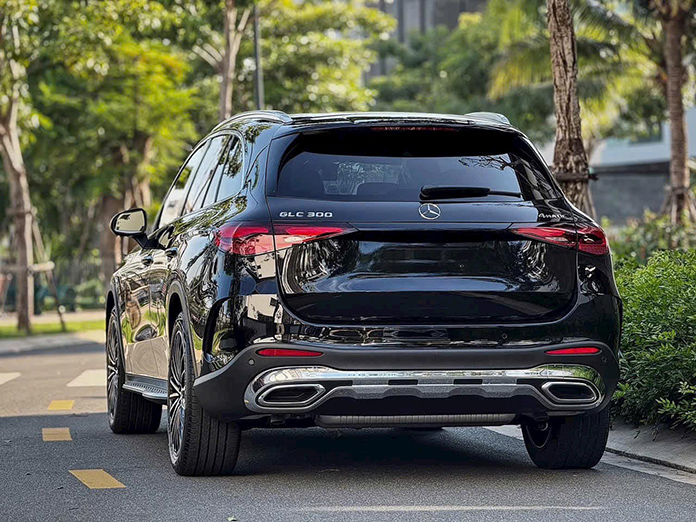 Mercedes benz GLC300 4Matic 17 Mercedes-Benz GLC300 4Matic