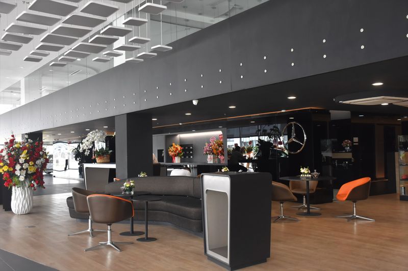 showroom mercedes benz vinh nghe an 7 1 Giới thiệu